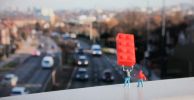 Slinkachu - Don't Panic Poster Artist