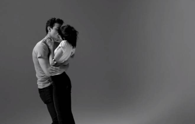 First Kiss: Strangers Kiss For The First Time