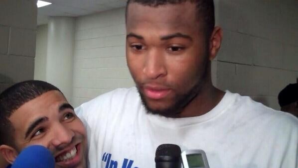 People On The Internet Are Alerting Me To A New Drake Mixtape