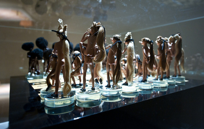 Novelty Chess